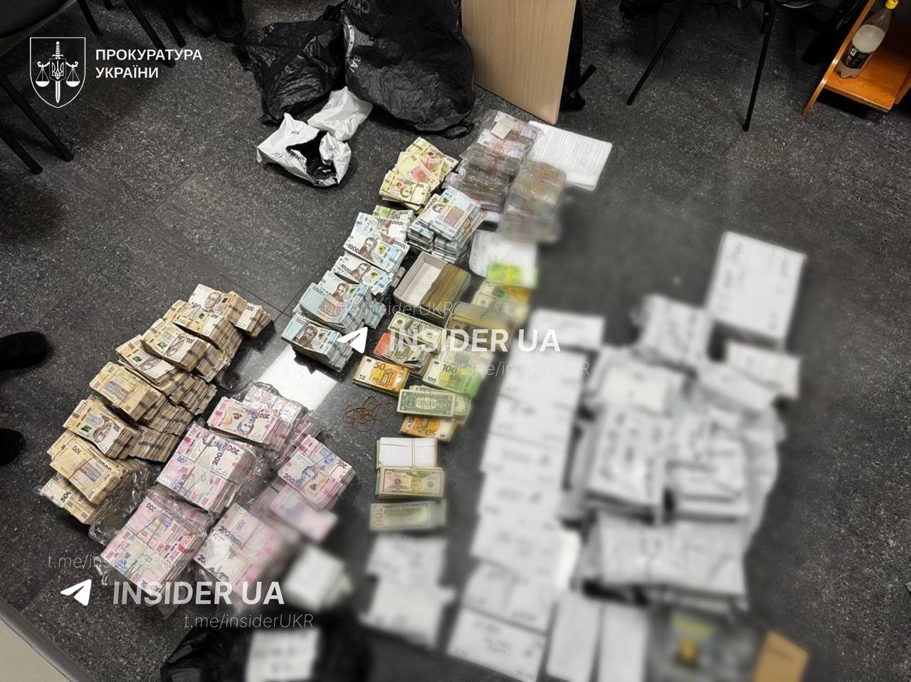 Обыски в финансовой сети: канал сообщает об изъятии 630 млн гривен — 1